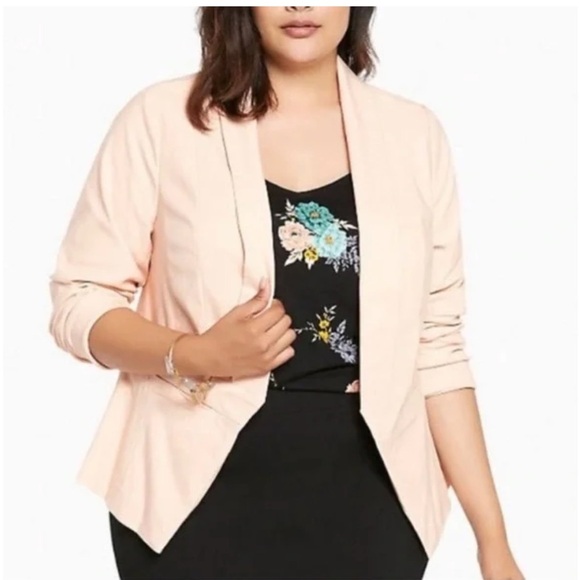 torrid Jackets & Blazers - NWT Torrid Cutaway Blazer Jacket Pale Blush Pink 2X